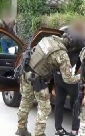 Obywatele Syrii zatrzymani za nielegalny wjazd i pobyt na terytorium UE. Zatrzymany został także 24-letni obywatel Białorusi