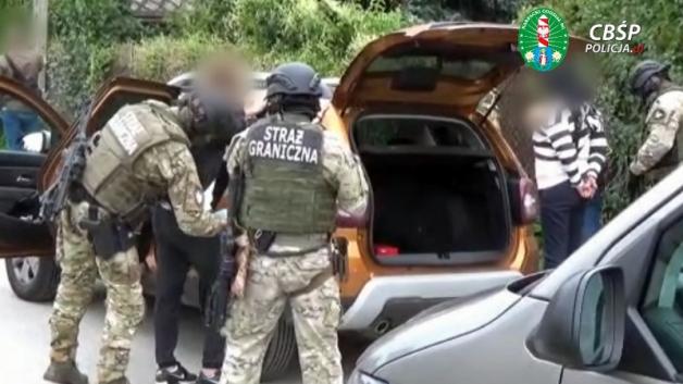 Obywatele Syrii zatrzymani za nielegalny wjazd i pobyt na terytorium UE. Zatrzymany został także 24-letni obywatel Białorusi